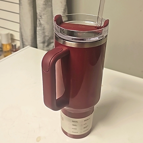 Cholate stanley 40oz - Picture 3 of 3